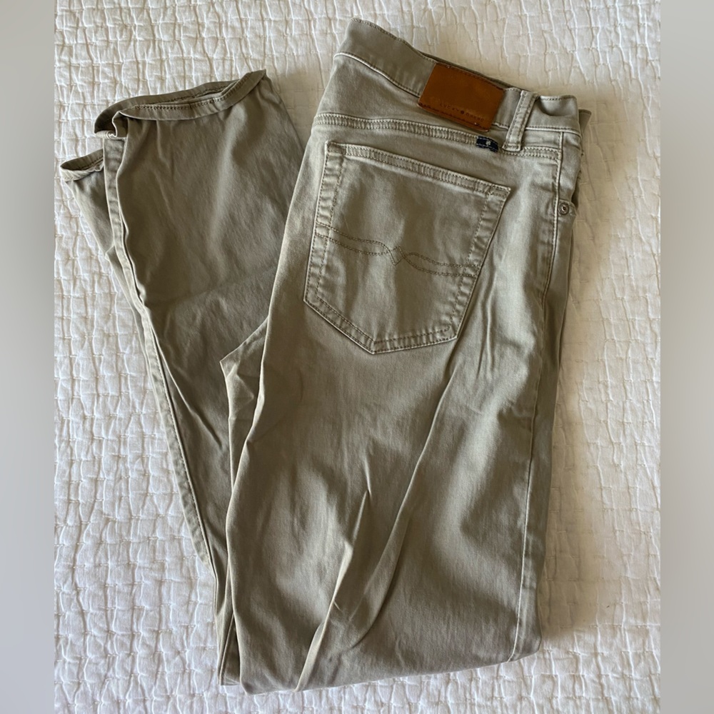 Lucky Brand size 34/32 length men’s khaki pants